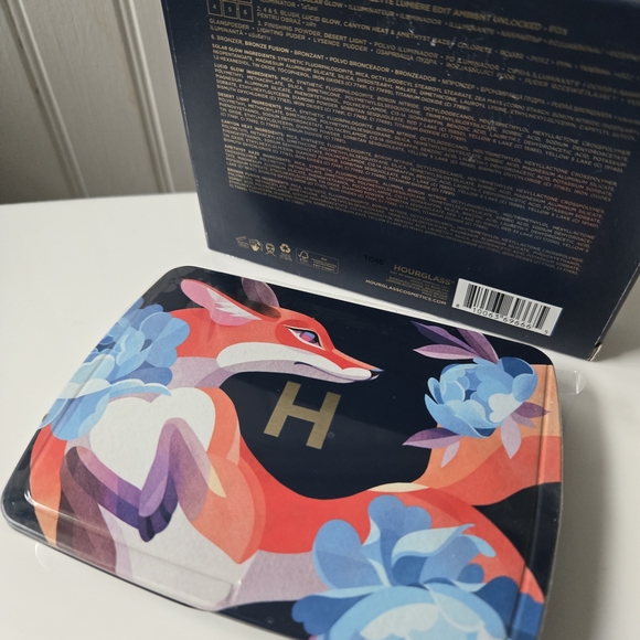 Limited Edition Hourglass Ambient Palette Lighting Edit "Fox" - Picture 6 of 6